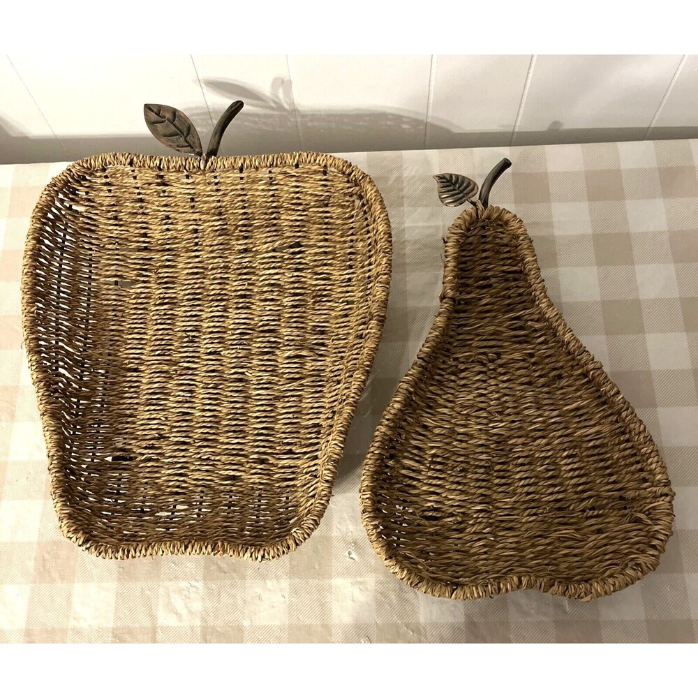 Vintage Rare Woven Wicker Fruit Basket Apple and Pear Large Wall Decor Patio